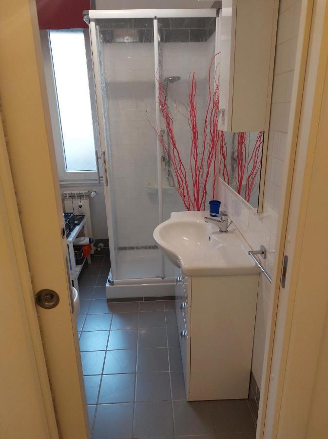 Casa Giova: Bilocale Con Balcone Al Gianicolo Apartment Roma Ngoại thất bức ảnh