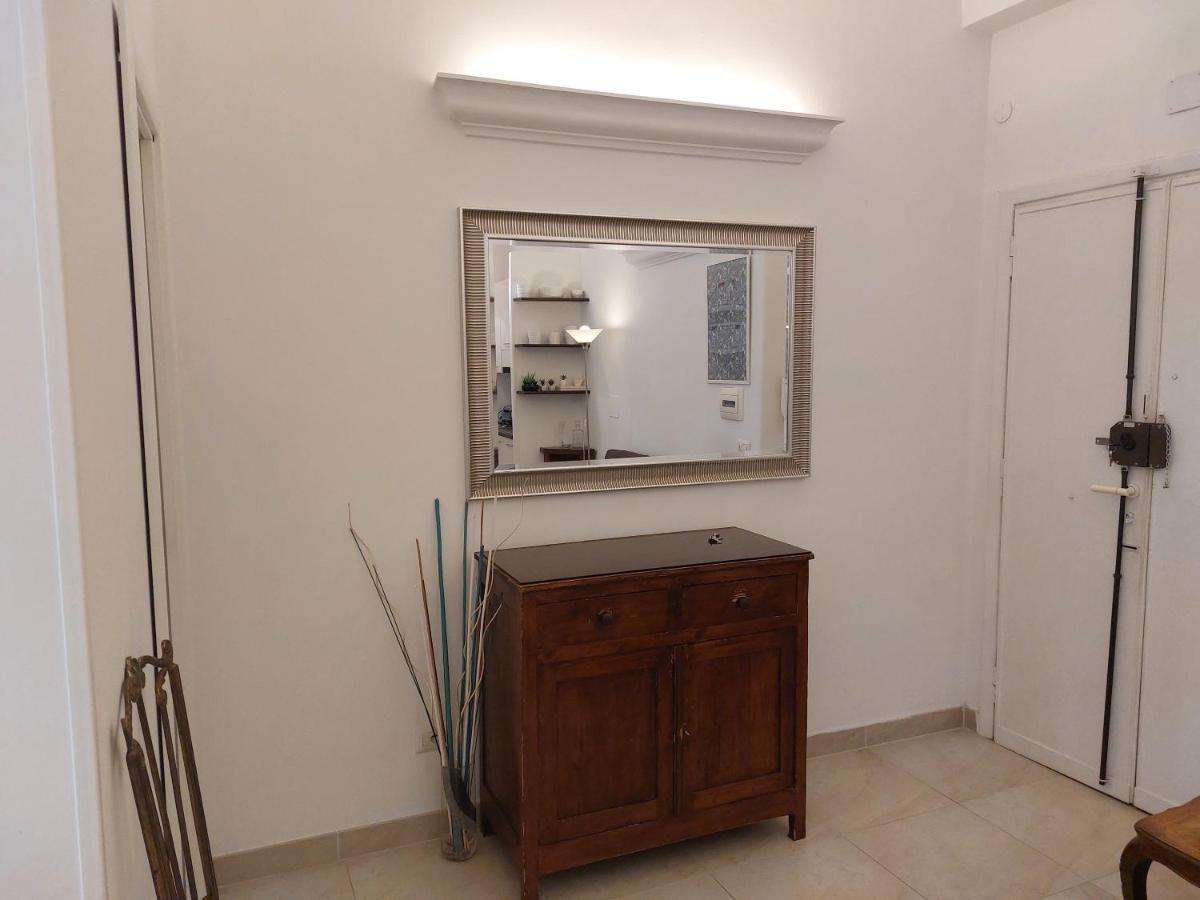 Casa Giova: Bilocale Con Balcone Al Gianicolo Apartment Roma Ngoại thất bức ảnh